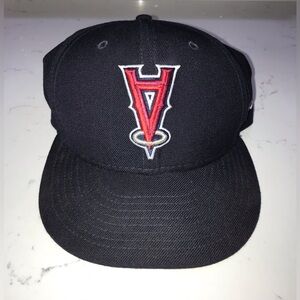 Los Angeles Angels Upside Down 59FIFTY Fitted size 7 1/8 used in good condition